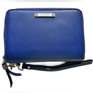 STELLA & DOT Chelsea Tech Wallet